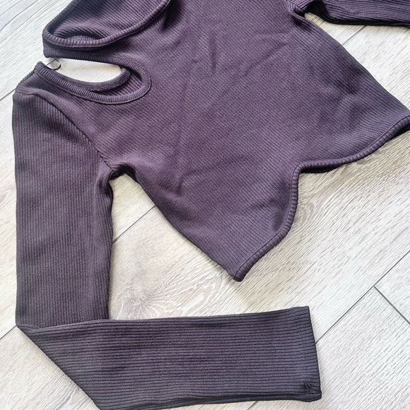Zara Ribbed Long Sleeve Crop Top - Picture 6 of 13
